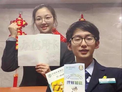 吃瓜群众嗑cp的状态视频,揭秘吃瓜群众嗑cp的疯狂状态