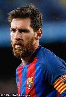 梅西吃瓜群众视频,场边趣事引发网友热议